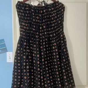 Free People black and flowered mini dress XL
